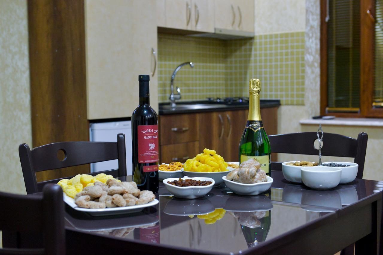 Hotel Lion Урекі Екстер'єр фото