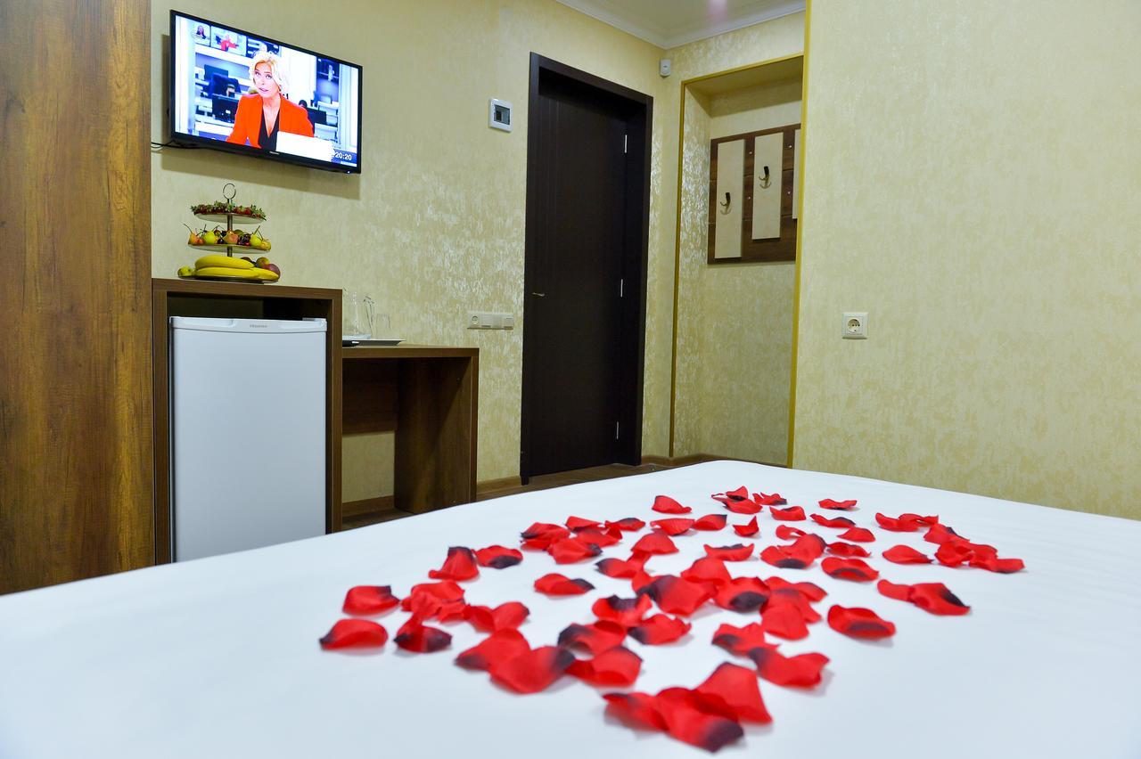 Hotel Lion Урекі Екстер'єр фото