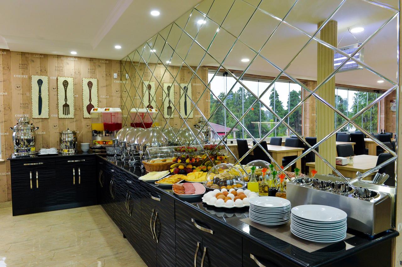 Hotel Lion Урекі Екстер'єр фото