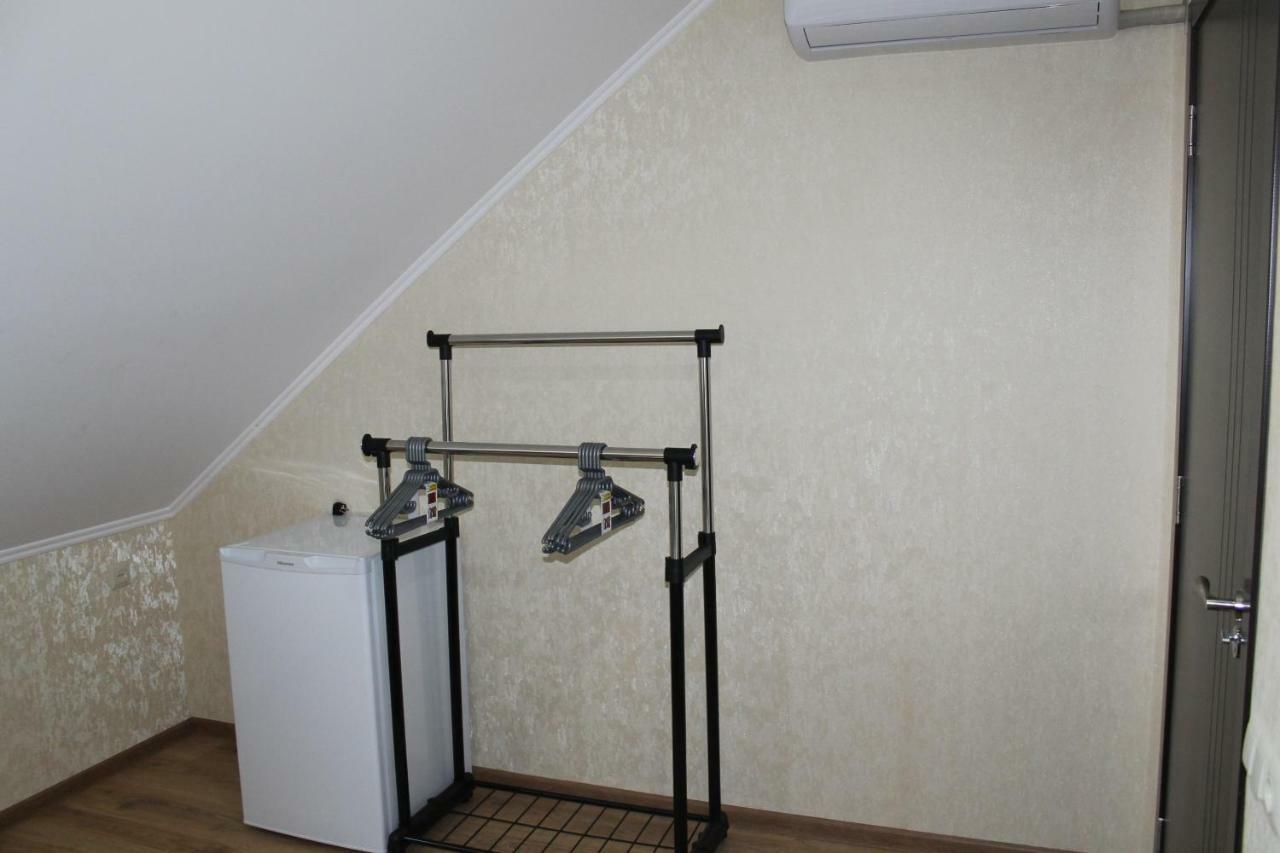 Hotel Lion Урекі Екстер'єр фото